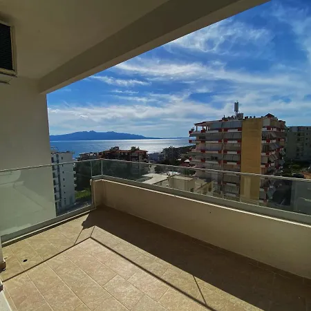 Terraces * Sarandë